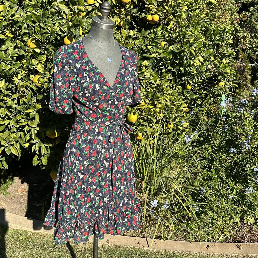 NWOT Women’s Ralph Lauren Dress - Picture 2 of 10